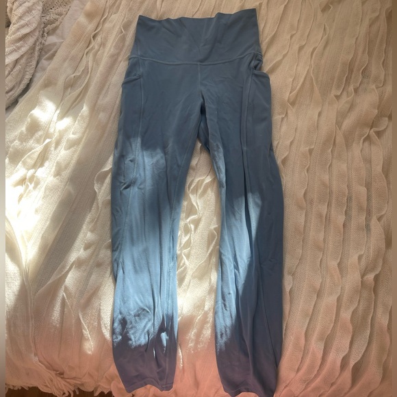 Lululemon align leggings with pockets - Picture 3 of 4